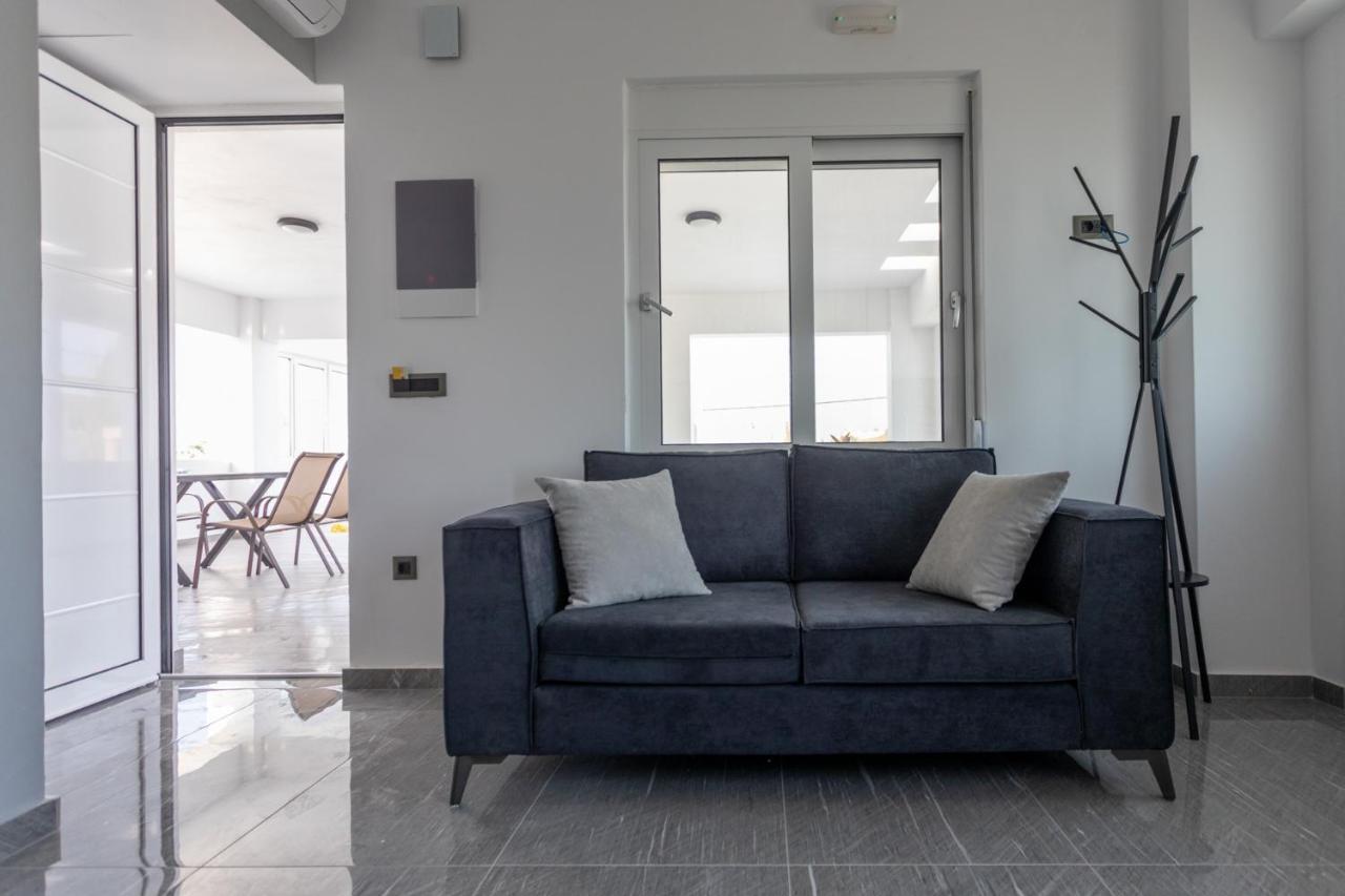 On The Breeze 1 Apartment Kos Town Exterior photo